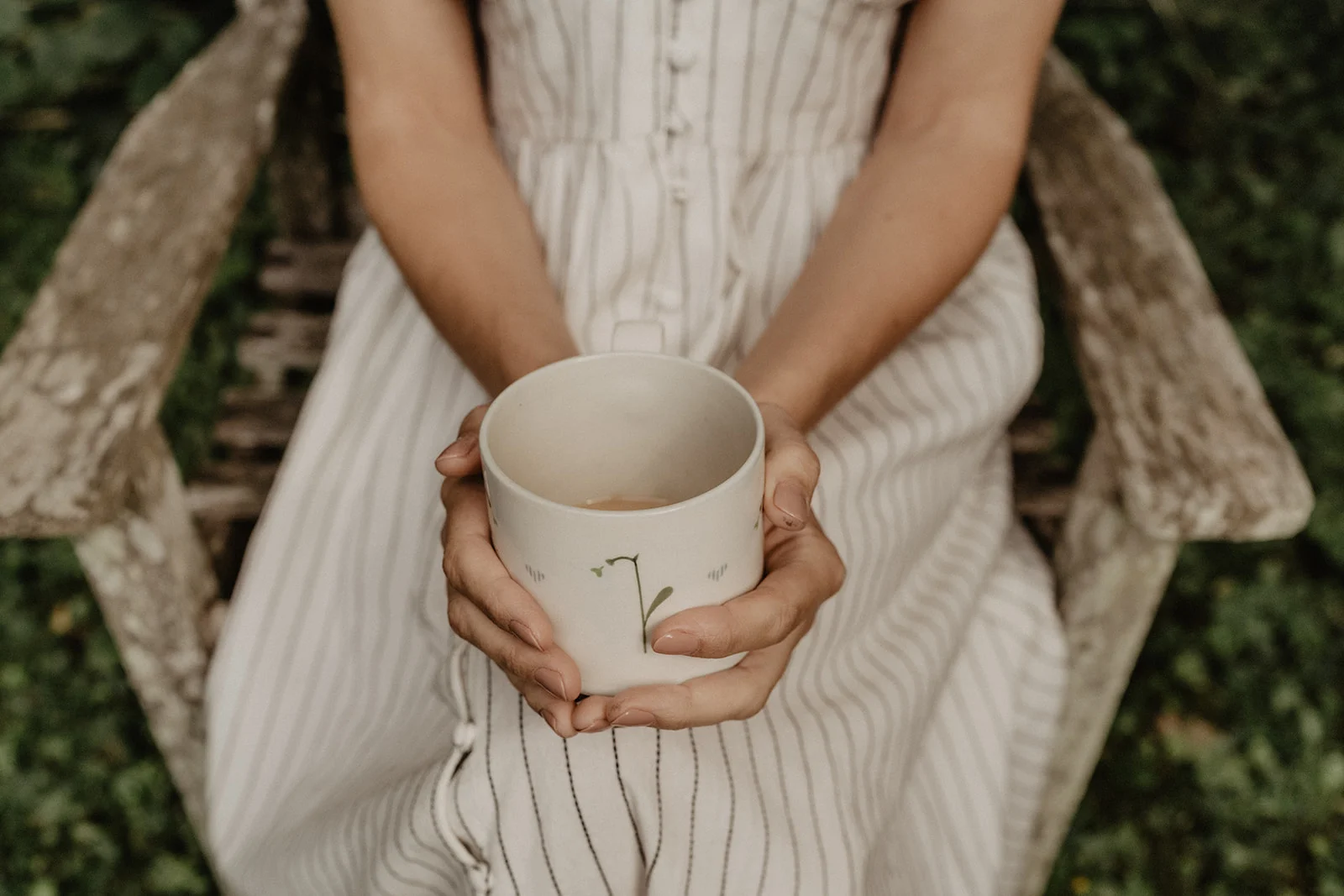 Zenaa Online wellness membership - yoga, journaling and meditation at home
