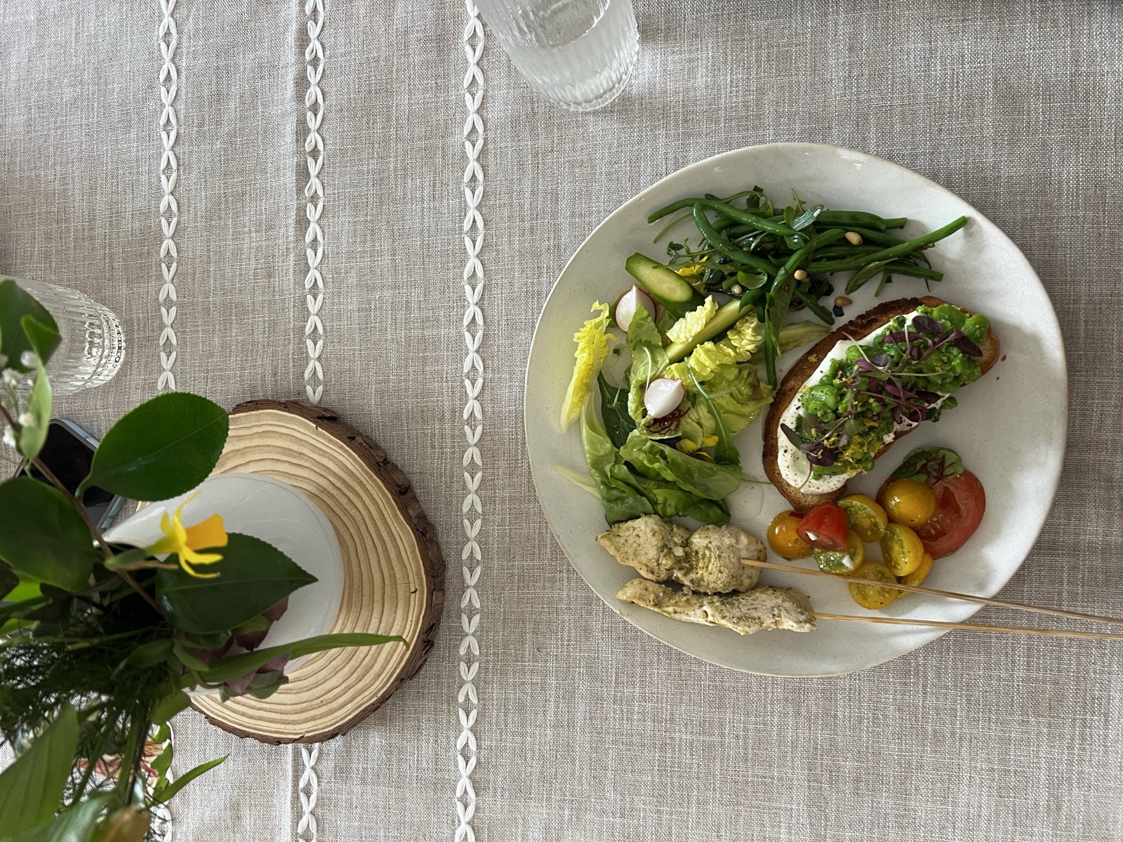 Nutritious retreat meal setting