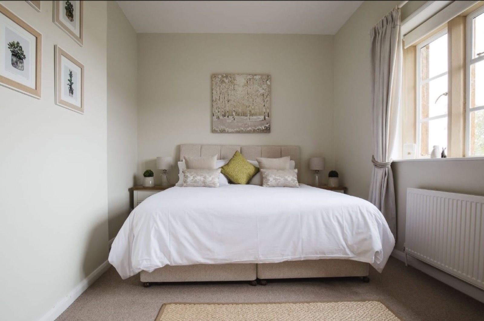 Double occupancy room with countryside charm