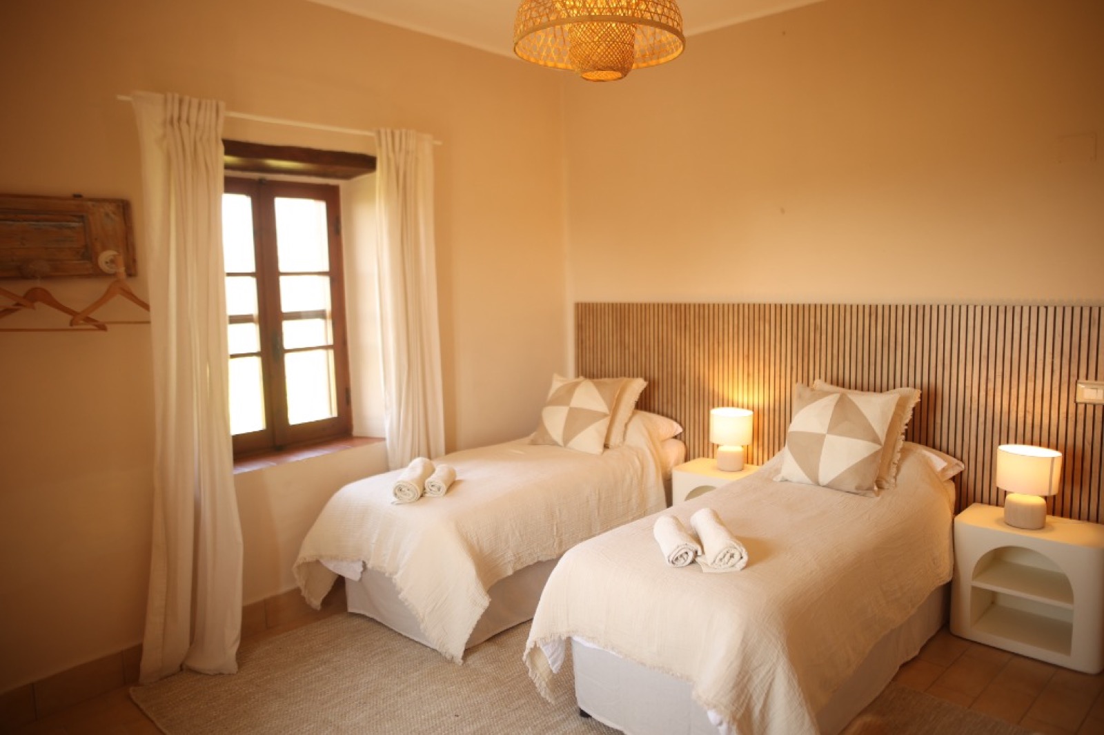 Comfortable double occupancy room in Umbrian retreat villa