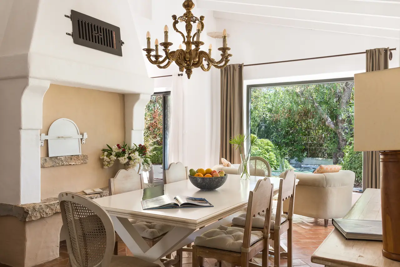 The dining room at Quinta Sol d'Agua
